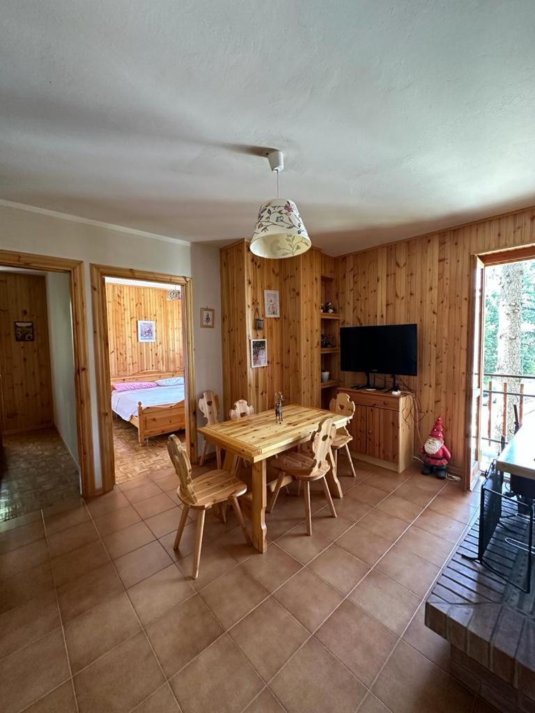 Appartamento La Casa Di Fantalegno Camigliatello Silano Esterno foto